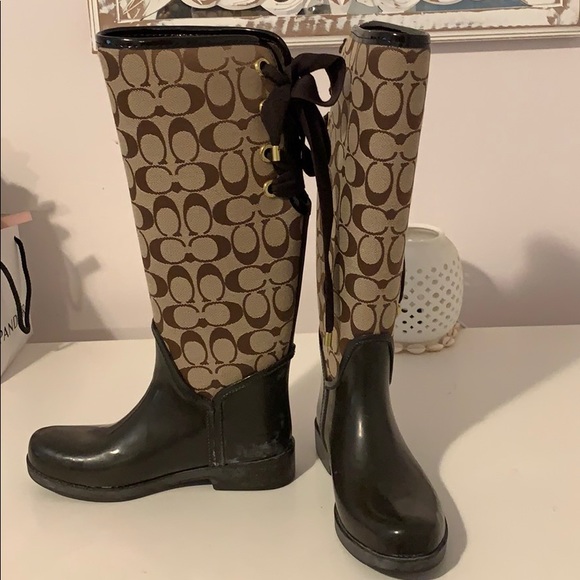 coach rain boots - Picture 2 of 2